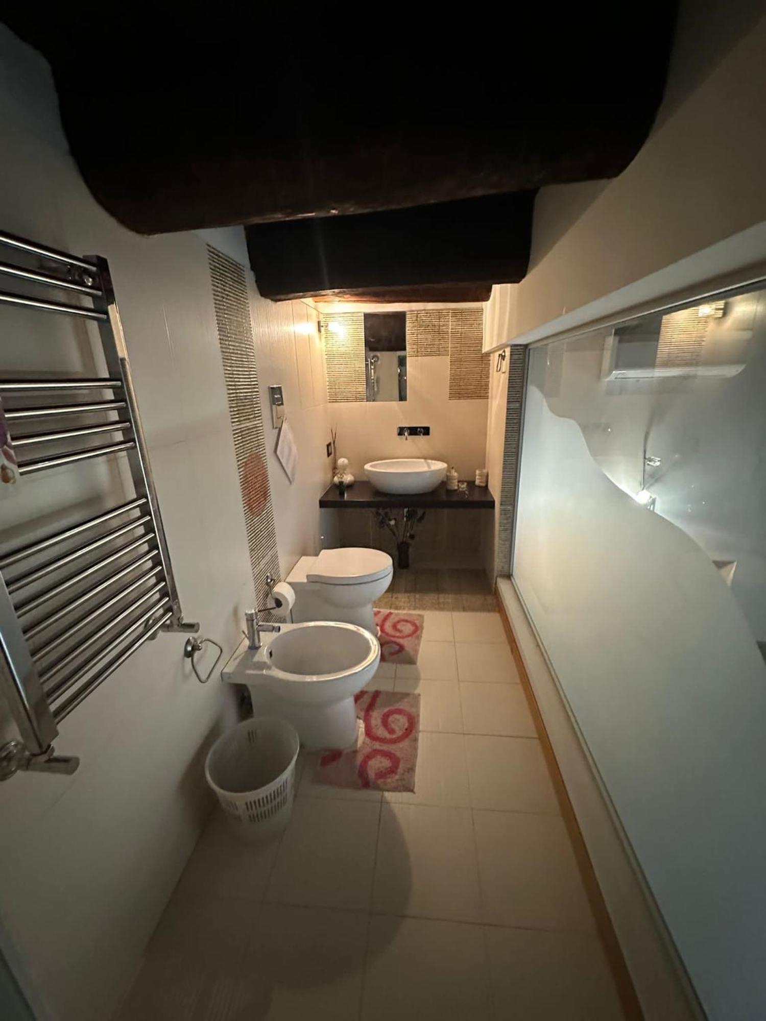 Casa Vacanza Trinita เนเปิลส์ ภายนอก รูปภาพ